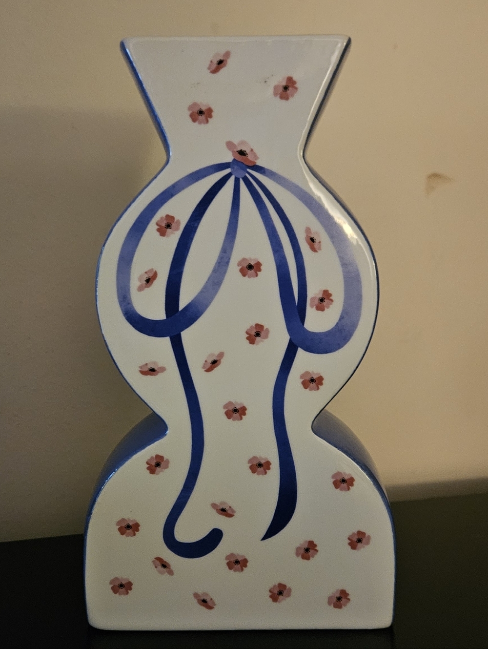 Blue Ribbon Floral Ceramic Vase - White and Blue - Picture 2 of 5